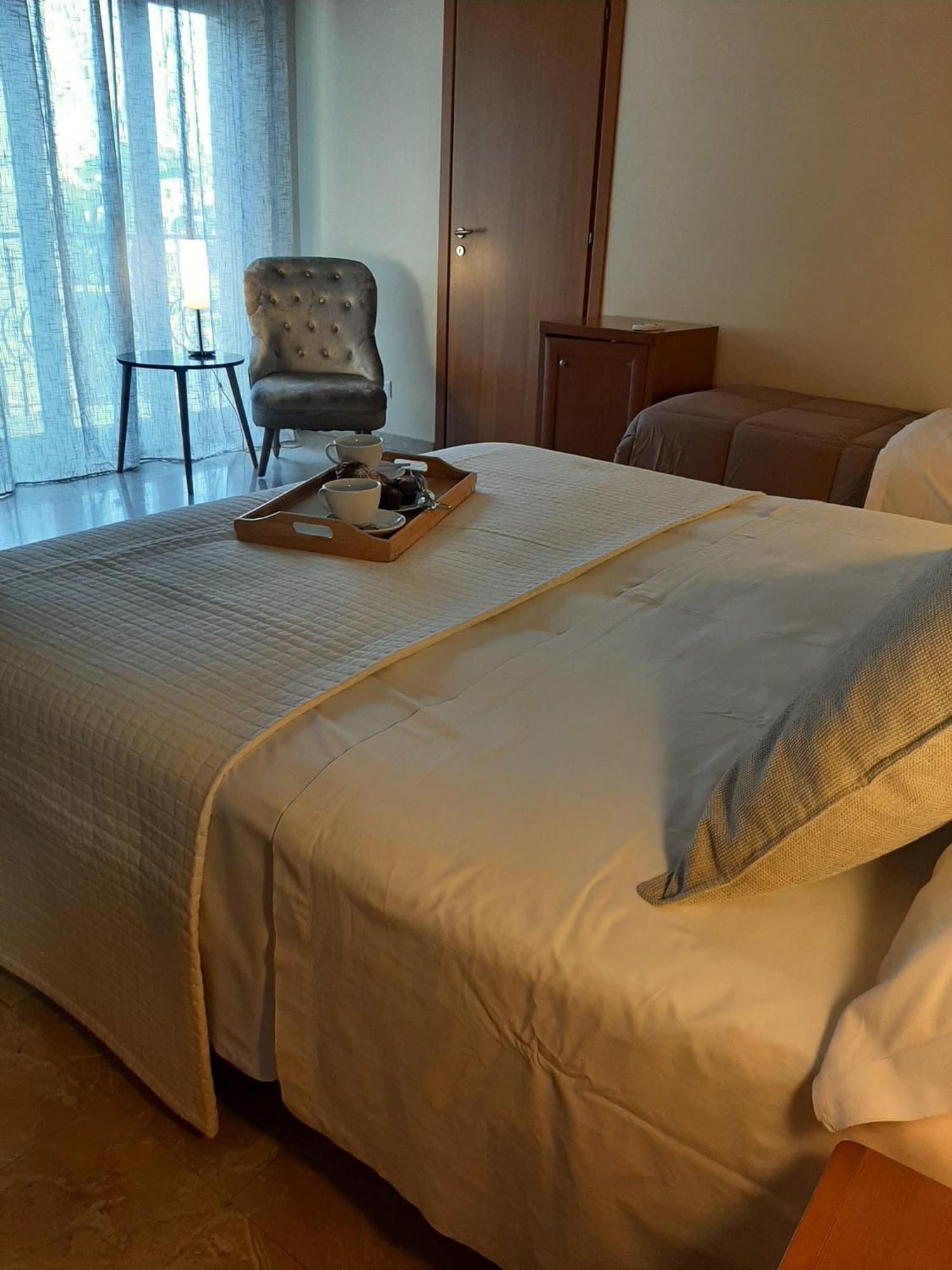 Baaria Porto Rooms Milazzo Eksteriør billede