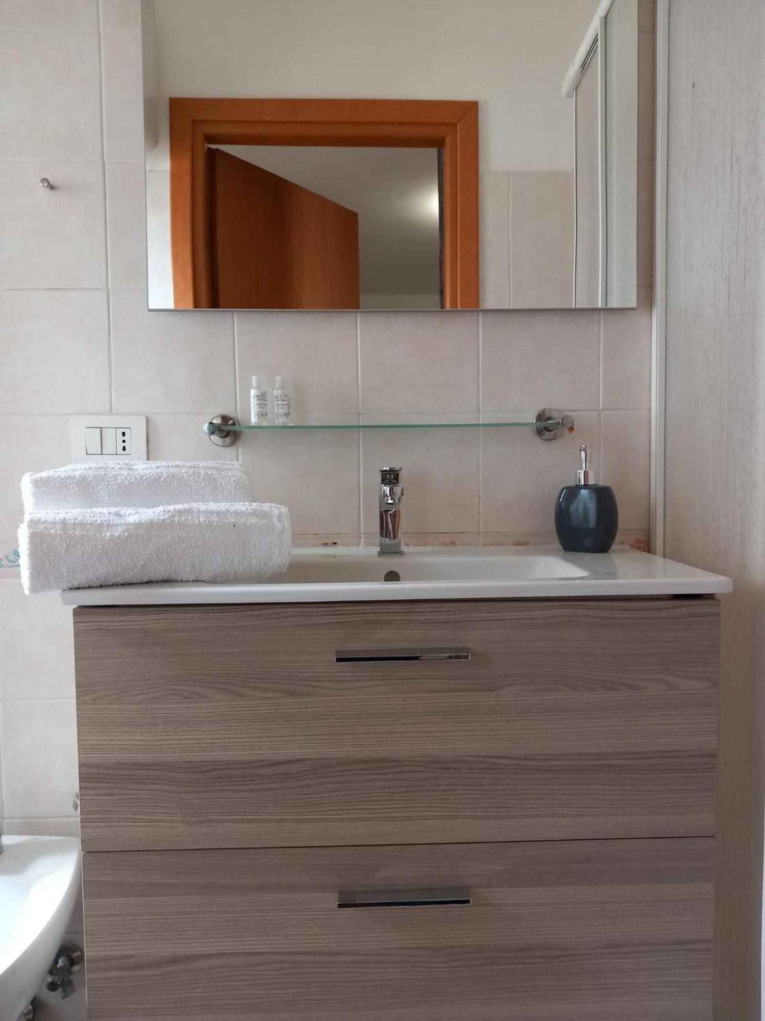 Baaria Porto Rooms Milazzo Eksteriør billede