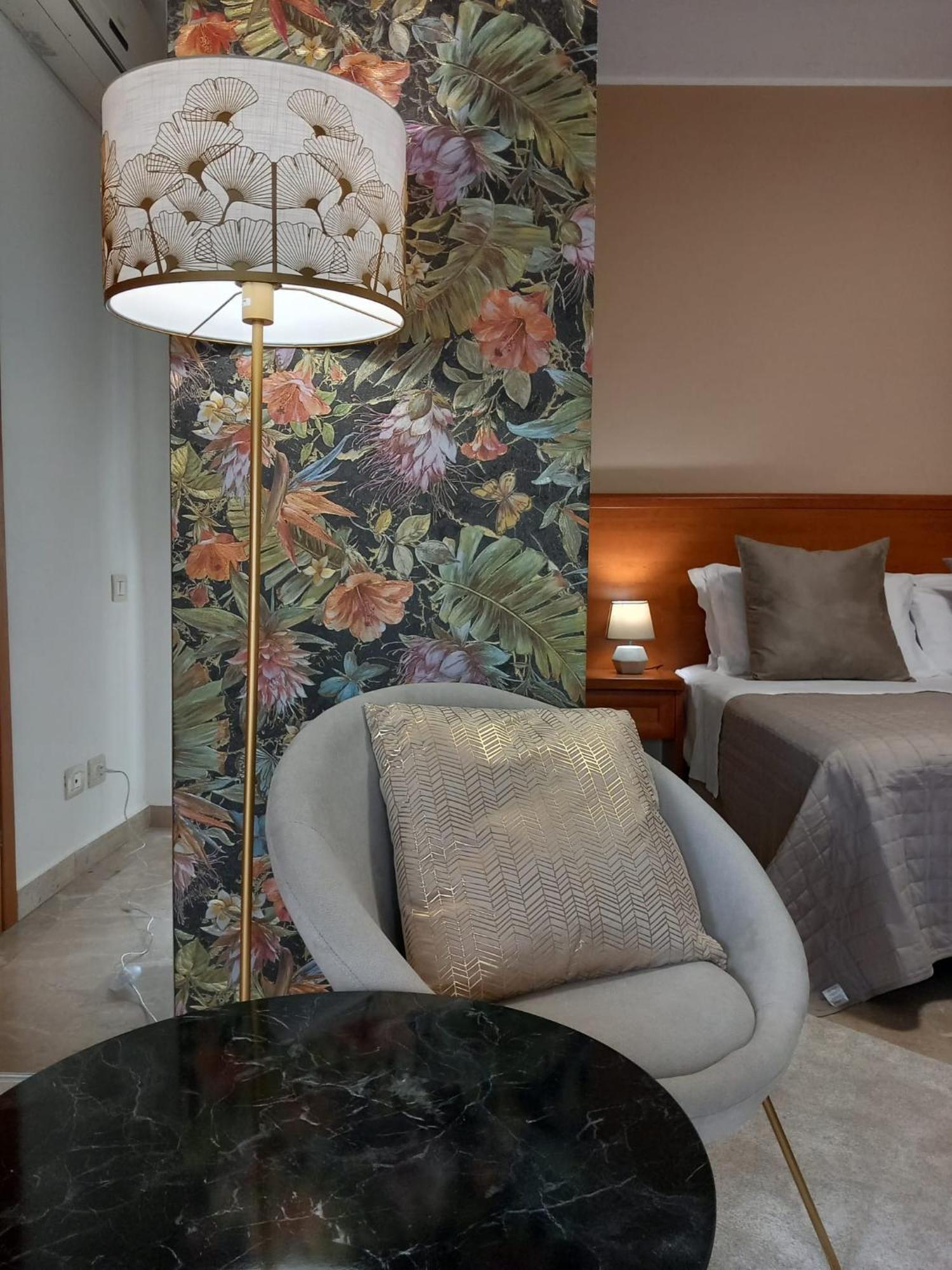 Baaria Porto Rooms Milazzo Eksteriør billede