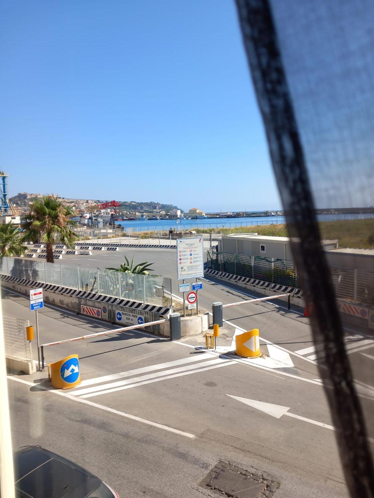 Baaria Porto Rooms Milazzo Eksteriør billede